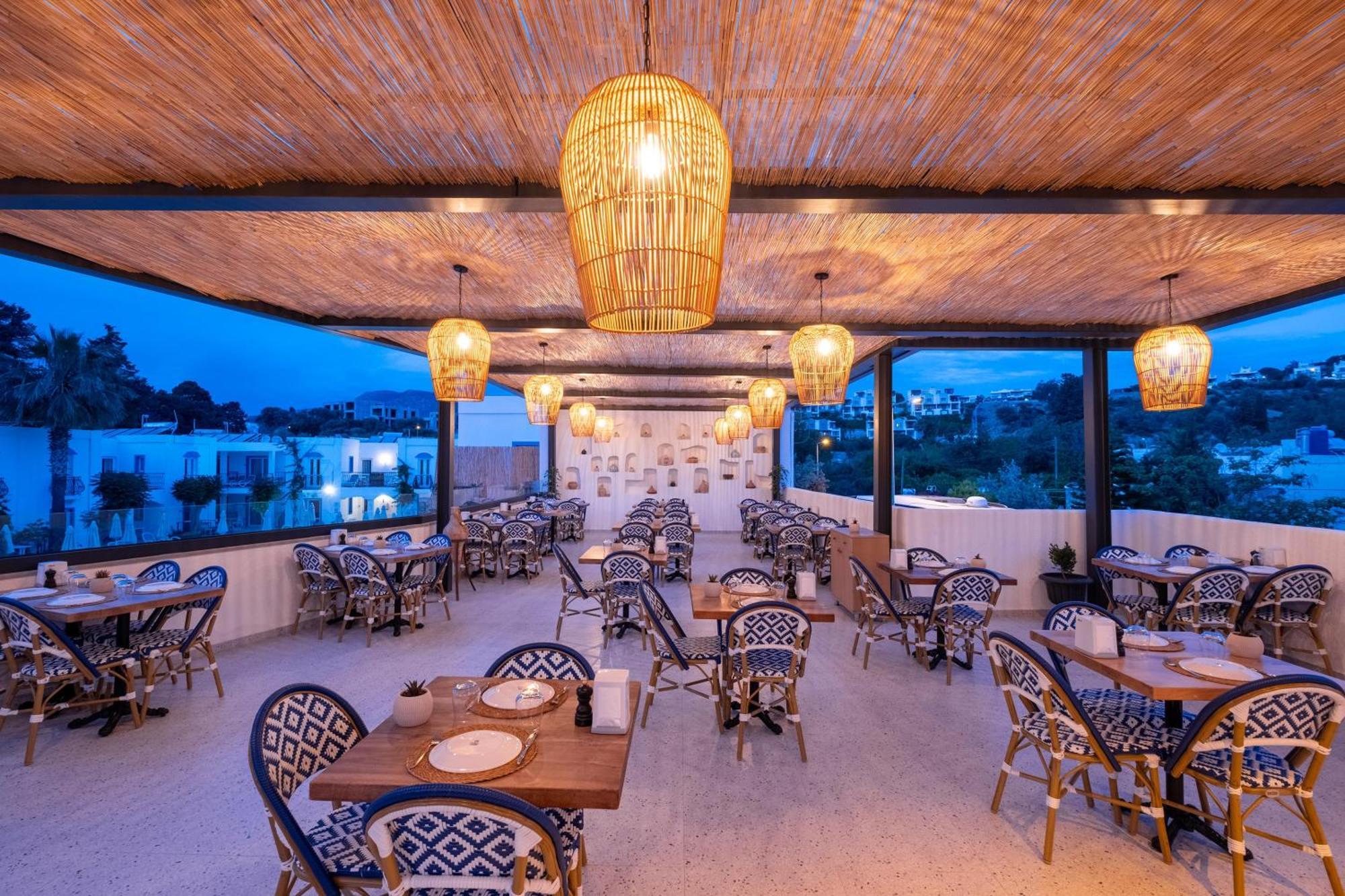 Paloma Family Club Бітез